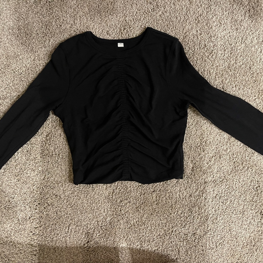 Long sleeve lululemon cropped shirt. - Picture 2 of 3